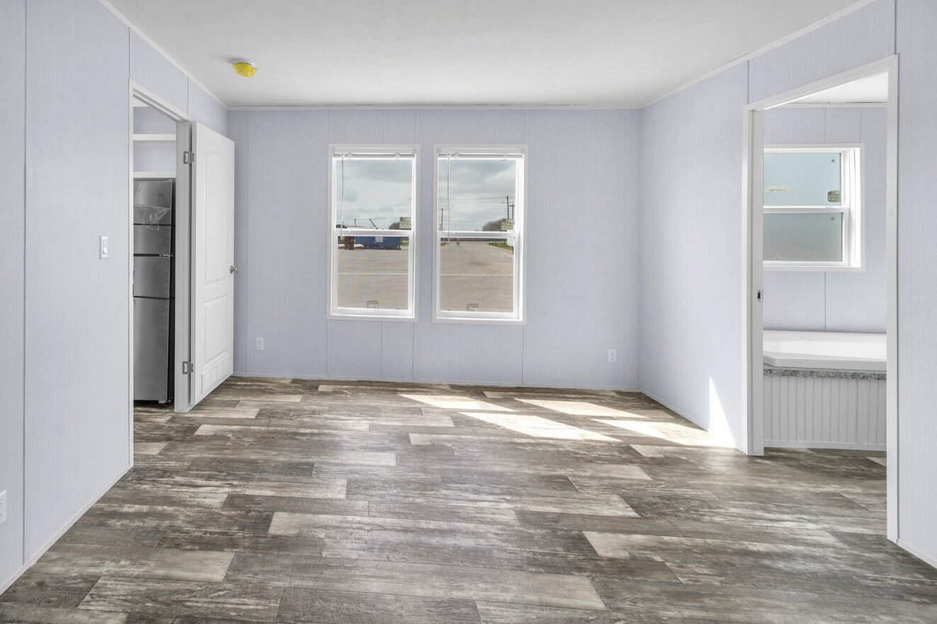 15 web or mls dsc00690 1677078787600 1323 12