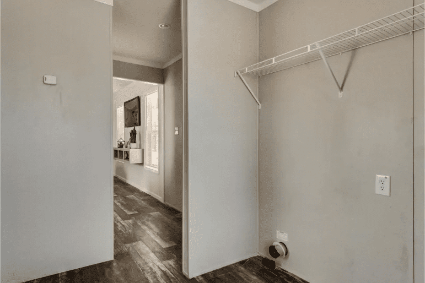 Royal Laundry Room 2