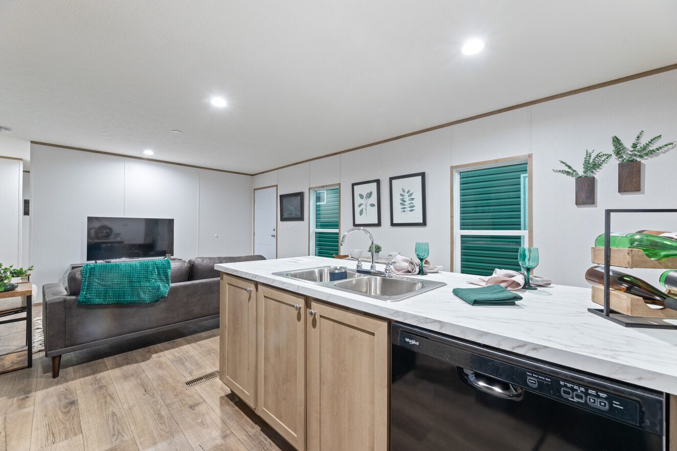 24 c 170 theaugustra 16562a kitchen 001 web 1739546149941 1323 12