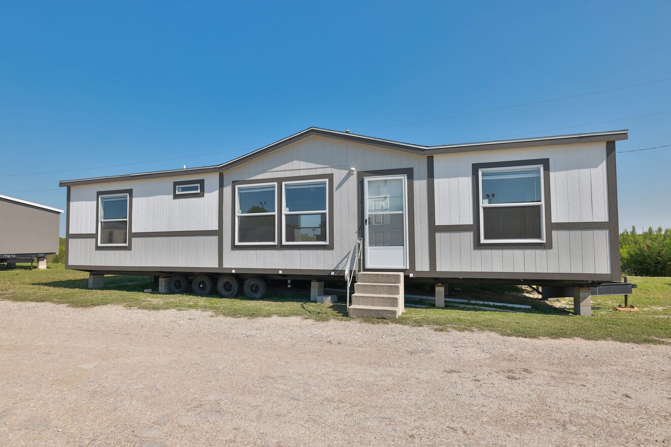 44 web or mls 17325 camino real 1747427478193 1323 12