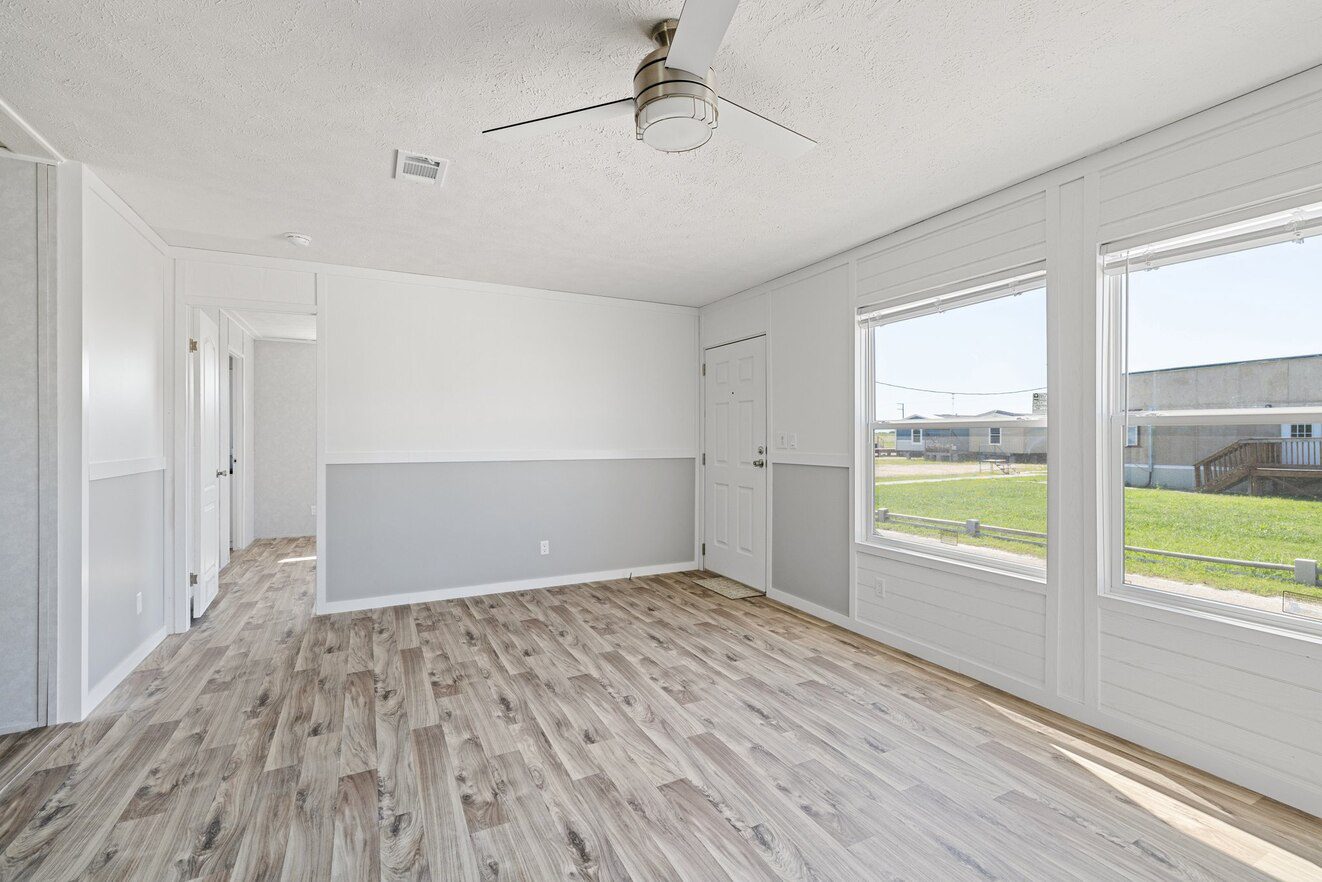 53 web or mls 17325 camino real 1747427444895 1323 12