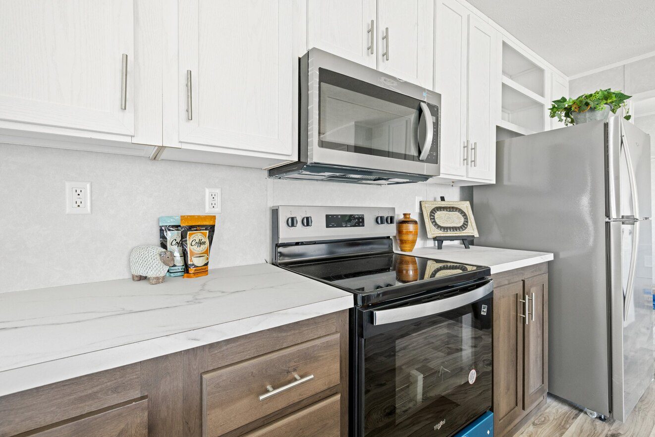 63 web or mls 17325 camino real 1747427392876 1323 12