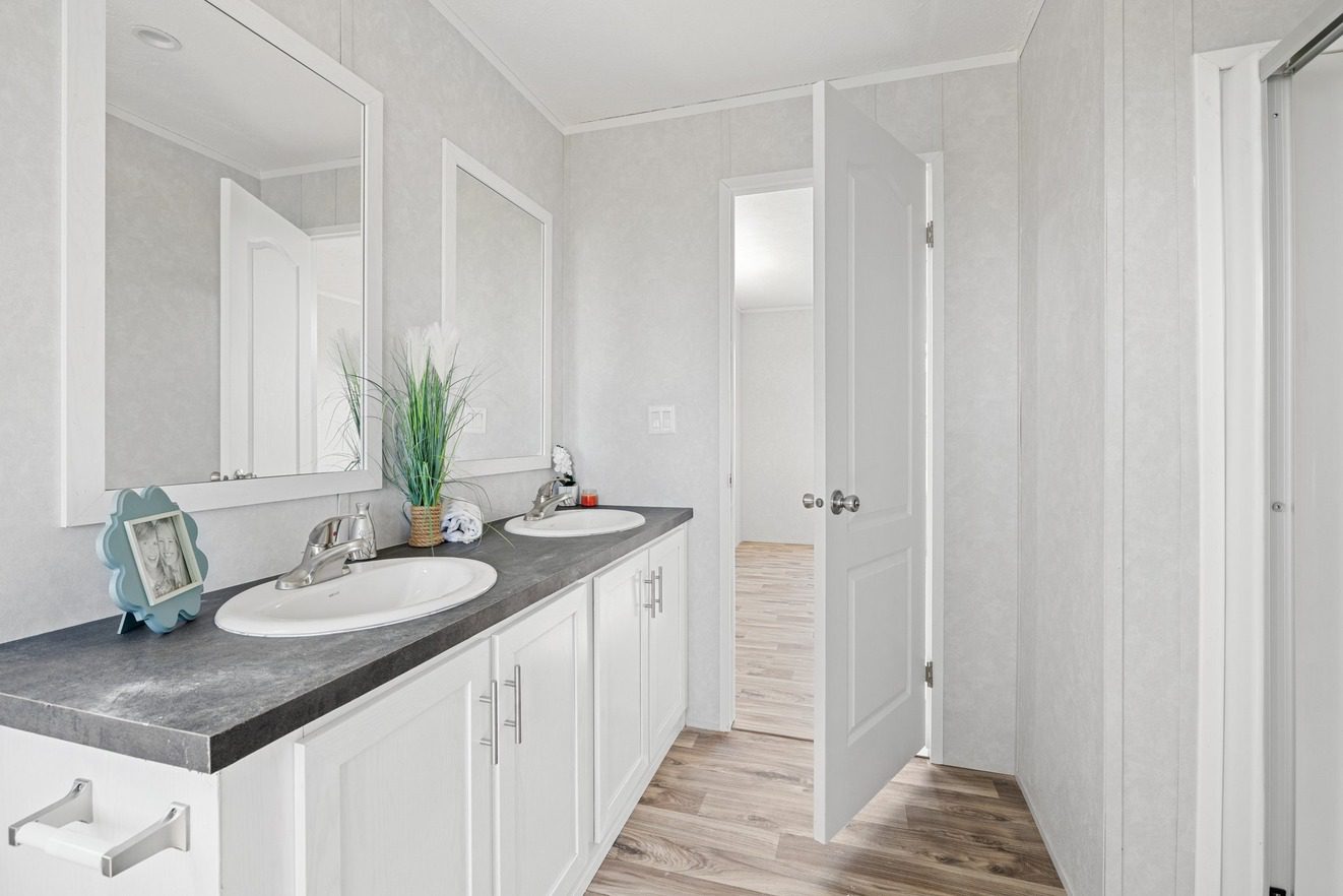 74 web or mls 17325 camino real 1747427562289 1323 12