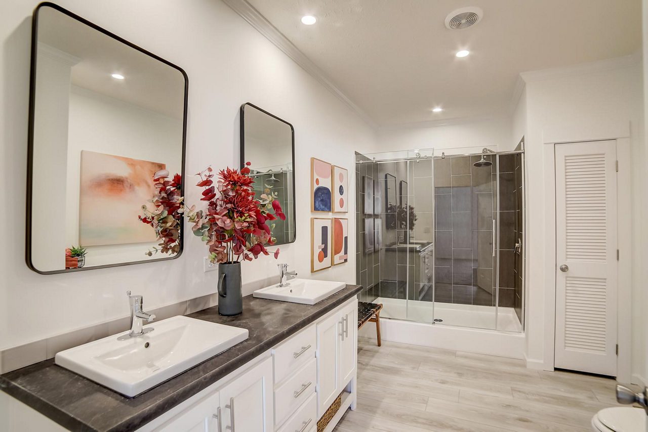 Ironclad 3260 Primary Bath 1