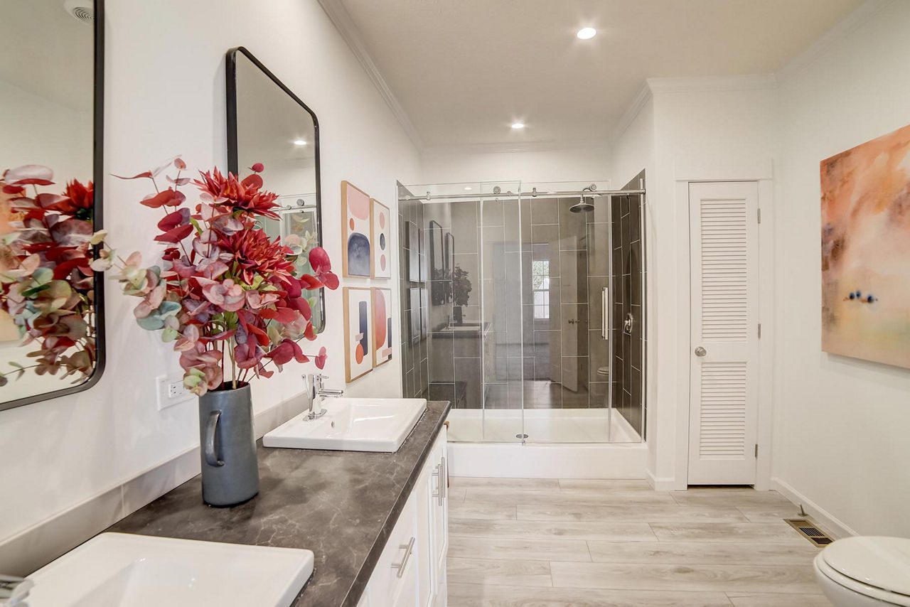 Ironclad 3260 Primary Bath 2