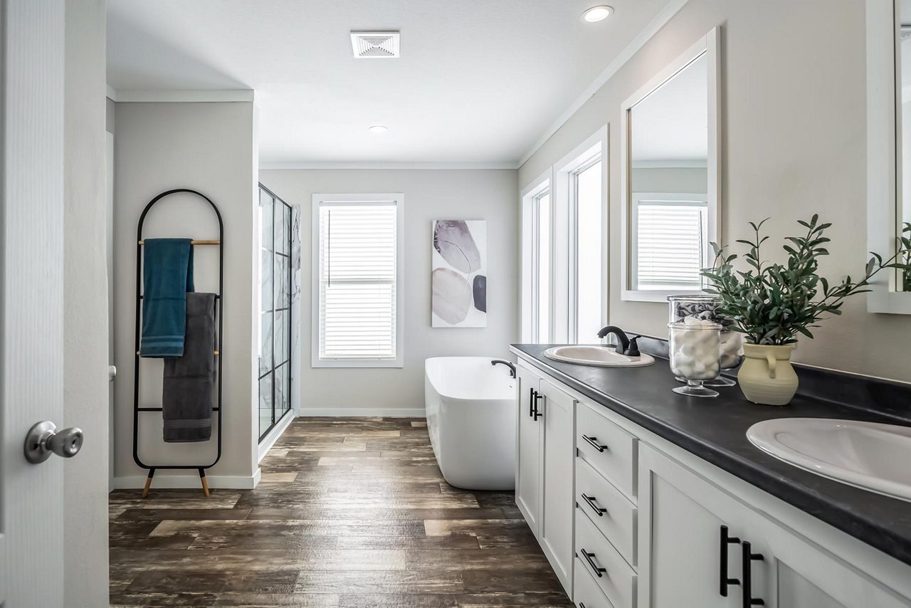 Pontchartrain Primary Bath 1