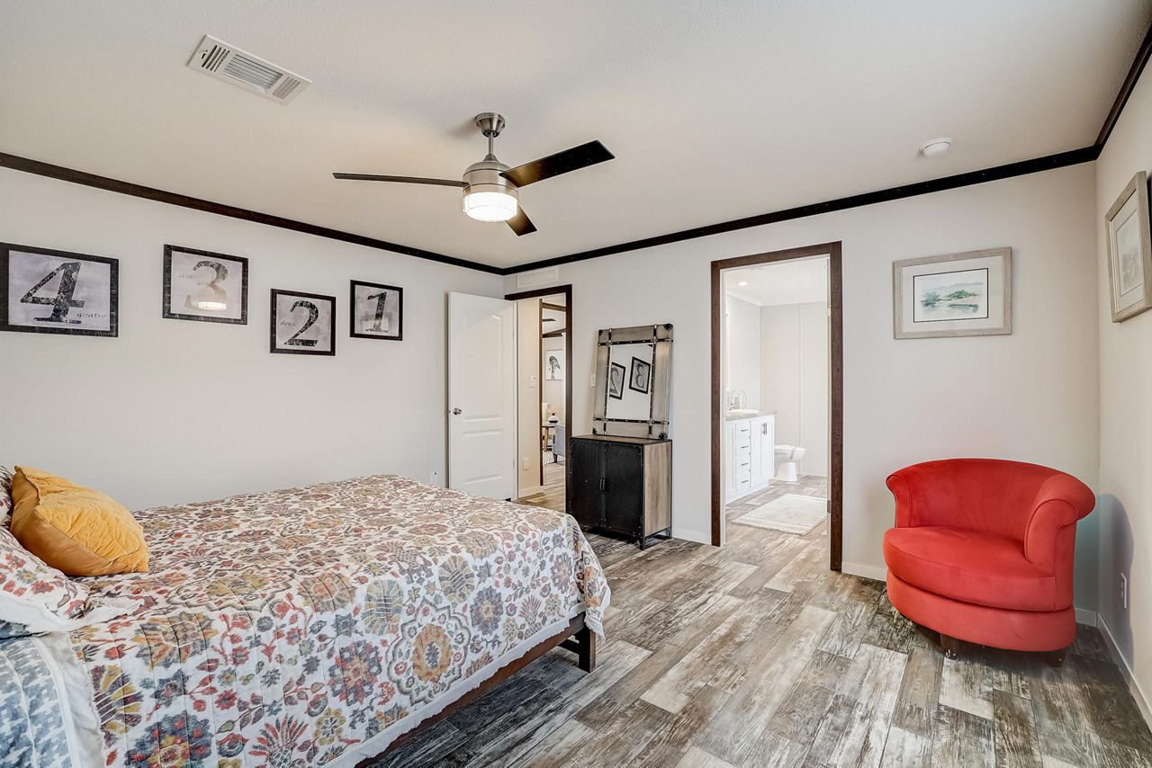 The Saint Primary Bed 4