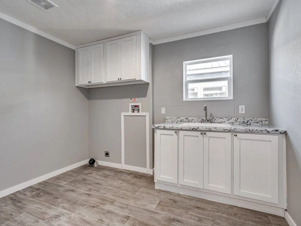 imgi 42 Big Bo 33.jpg SMALL