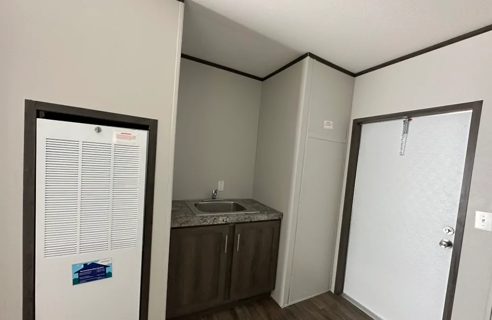 Fleetwood Pure 3268 PU32684U Kitchen6