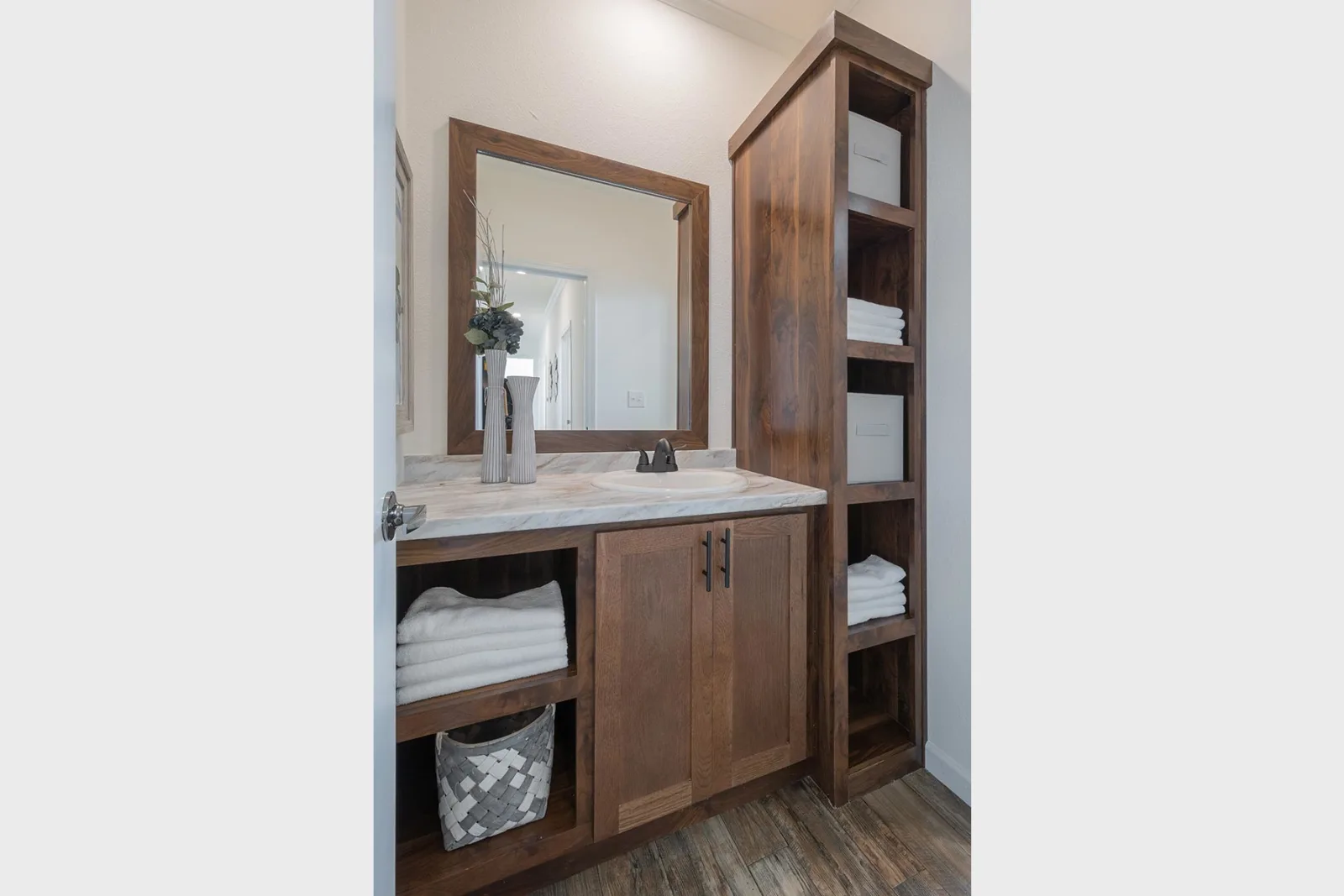 Innovation 3276N Bath 2