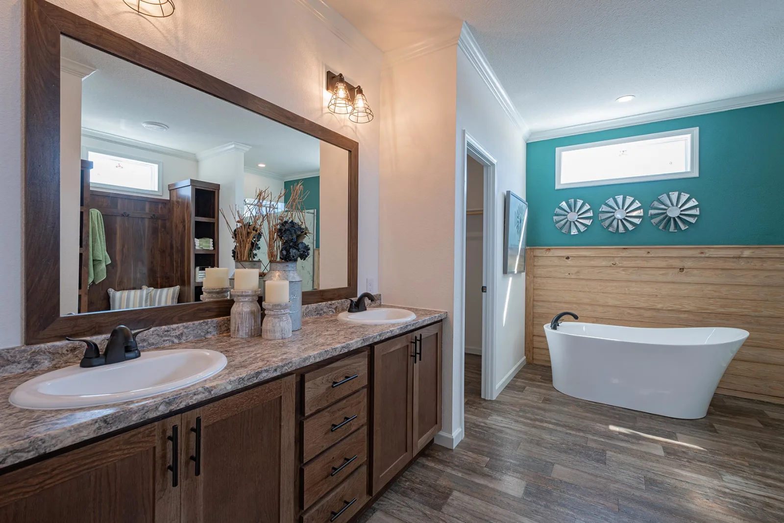 Innovation 3276N Master Bath 1