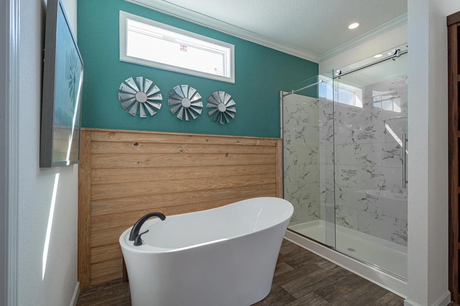 Innovation 3276N Master Bath 3